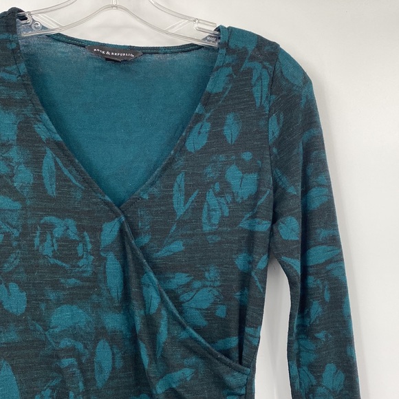 Rock & Republic Teal Green and Black Floral Wrap Long Sleeve Top - Picture 4 of 9
